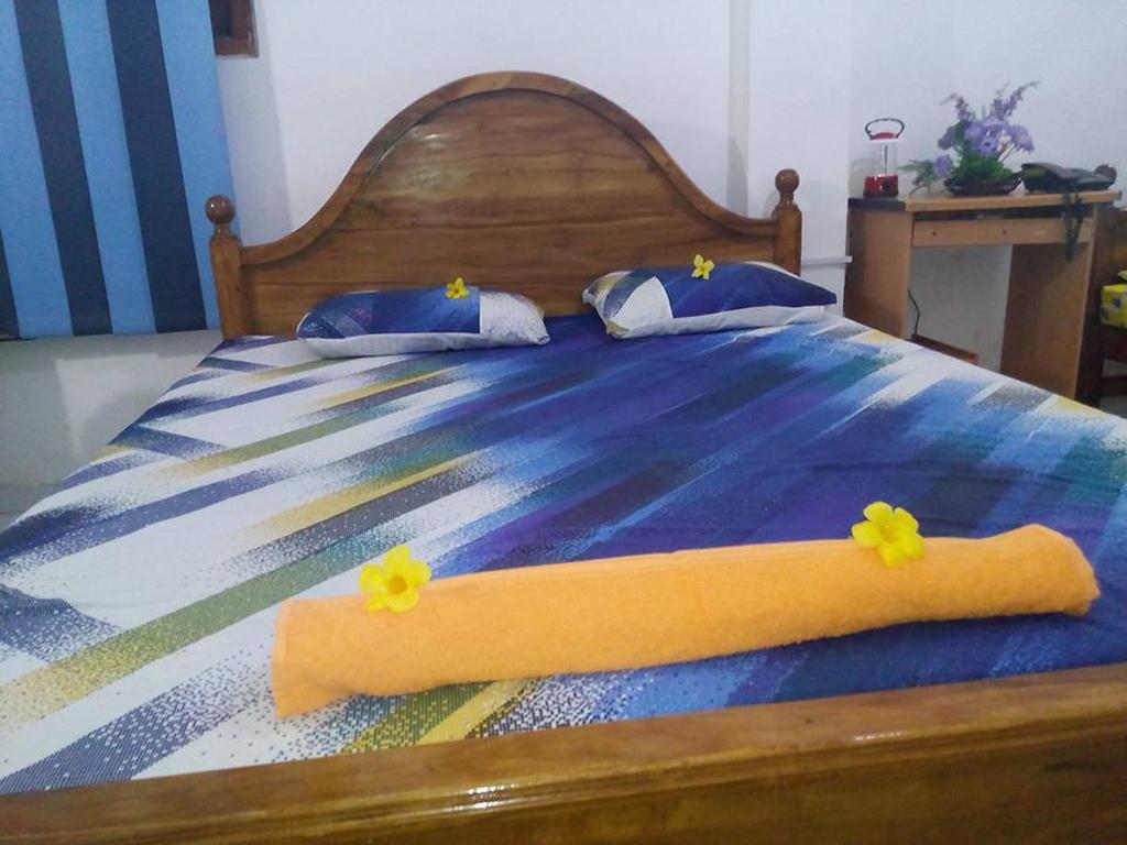 Smart Holiday Inn كالي الغرفة الصورة
